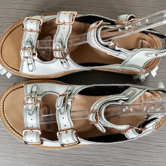 Julien David Fringe Platform Sandal, White Leather, Womens Size 6 & 7 - Picture 8 of 10